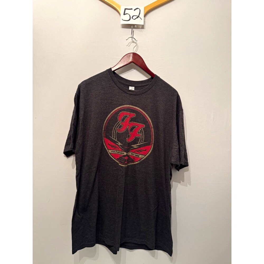 Foo Fighters Logo Graphic T-Shirt Men’s 2XL Gray Crew Neck Short Sleeve Tee